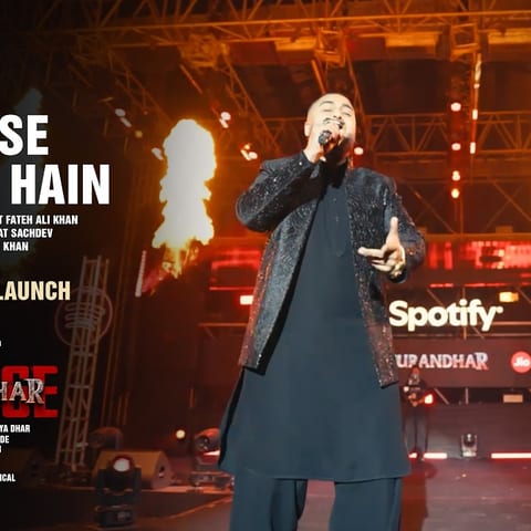 Cover of Jaan Se Guzarte Hain (Live) by Khan Saab