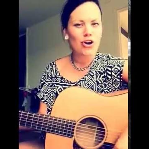 Cover of Sången om Värmland (akustisk version) by Erika Jonsson