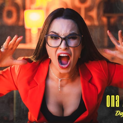 Cover of DAJ TO GŁOŚNIEJ - ONA ZASKOCZONA ┇Oficjalny Teledysk by Daj To Głośniej