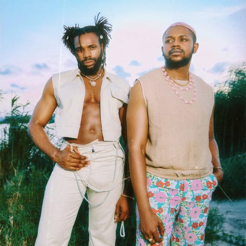 Photo of The Cavemen.
